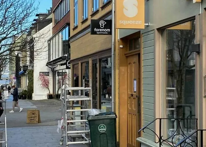 Lejlighed And Spacious For 6